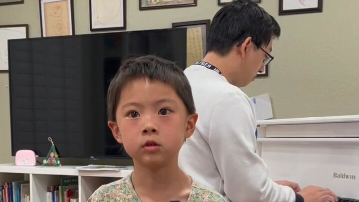 5-Year-Old’s Childlike Voice Sings “I Remember”