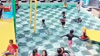kolam berenang