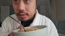 ASMR EATING SOUNDS - PASTA (NO TALKING)