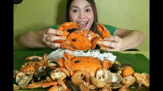 SEAFOODS/CRAB SHRIMP CLAMS AND MUSSELS