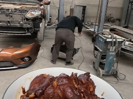 Who understands the joy of digging into pig trotters? It’s insane—pure bliss! At this moment, abalon