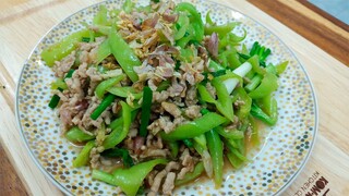 ผัดพริกอ่อนหมูสับ กับข้าวง่ายๆอร่อยๆ Stir Fried Green Peppers with Minced Pork