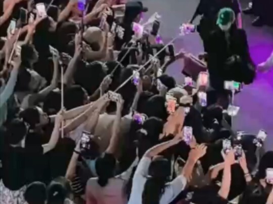 รีบามาถึงซานตงแล้ว ไม่คิดว่าจะมีคนเอเชียมากมายขนาดนี้ในซานตง