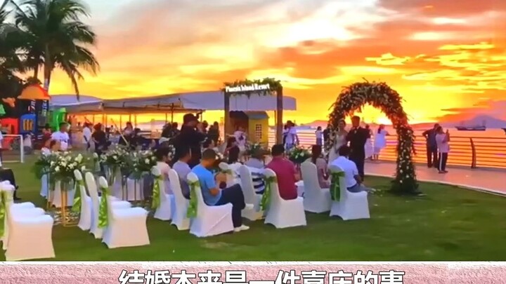 Đám cưới 40 bàn chỉ có 35 bàn khách đến, khách sạn bắt cô dâu chú rể gói 5 bàn thức ăn mang về – Cô 