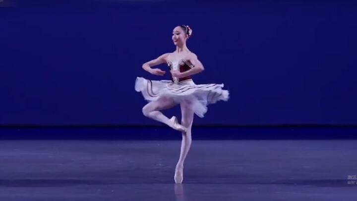 Kuarsa kuning, tempat istirahat kavaleri ringan yang memicu teriakan di seluruh ruangan