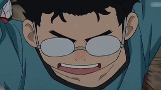 New October: Grandma is still charming and not only beautiful but also good at fighting