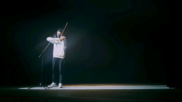 "Red Lotus" Demon Slayer!!! (Violin Solo) appeared at Beijing No. 1 School