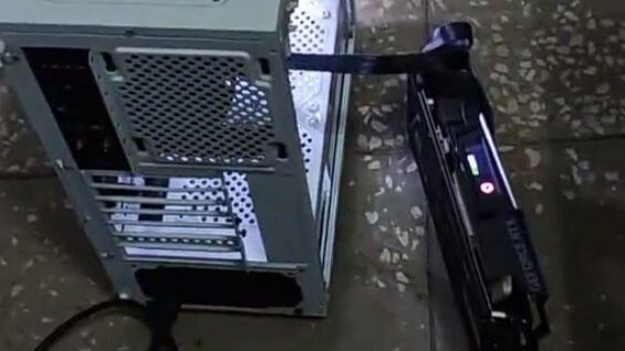 [Homo Sapiens TV] Why Isn’t My Screen Lighting Up & It’s All Just Bubble Wrap