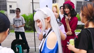 Don't miss out on cosplay live clips.