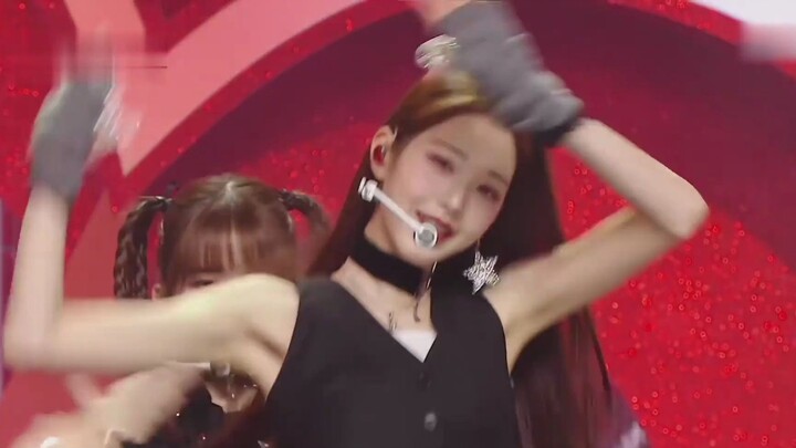 Hanya bertanya apakah Anda menyukainya atau tidak? 221231 IVE《LOVE DIVE》Panggung HD dengan subtitle 