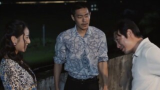Anda mengatakan sesuatu di depan orang lain dan mengatakan sesuatu yang lain di belakang mereka. Sau
