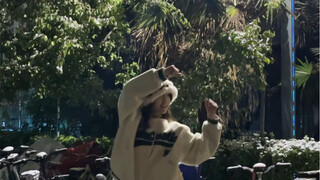 初雪来啦，和hype boy很配哦