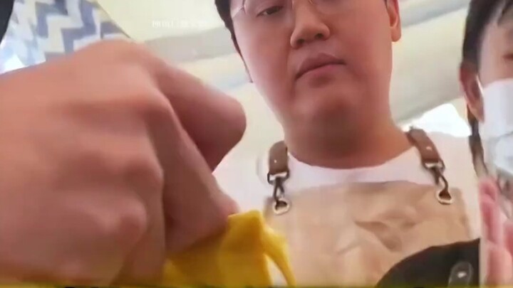 Đại hội những cảnh tượng kinh điển của hội chứng sợ ngốc, xem mà huyết áp tôi tăng vọt!