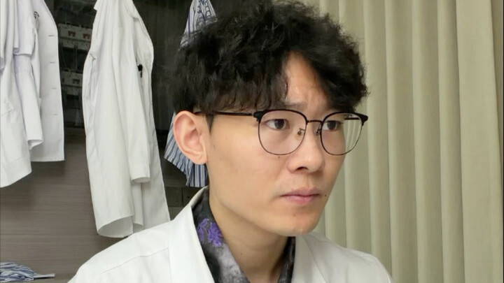 Có khi bạn thành đề tài nghiên cứu luôn đó.