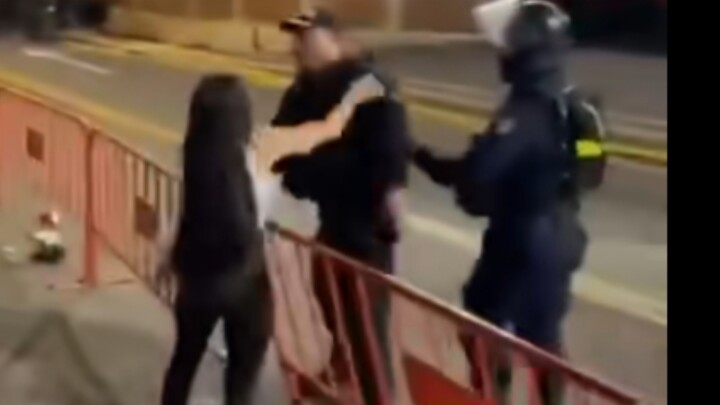 The most impartial episode: Law enforcement with warmth, firmness in the baton, precision in the wri