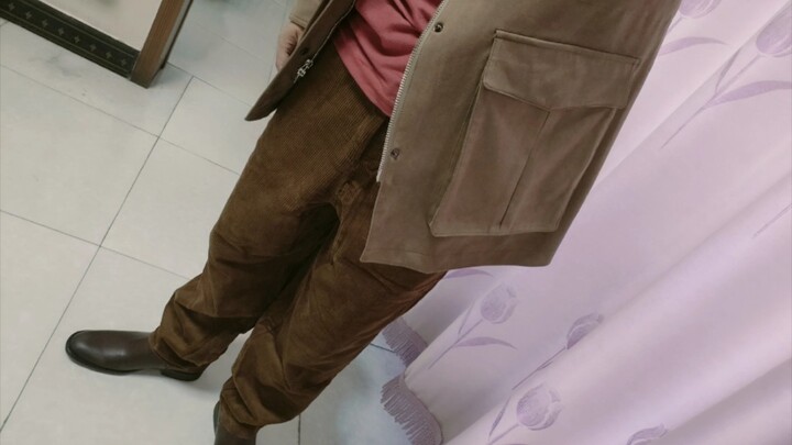 秋月信彦衣服搭配