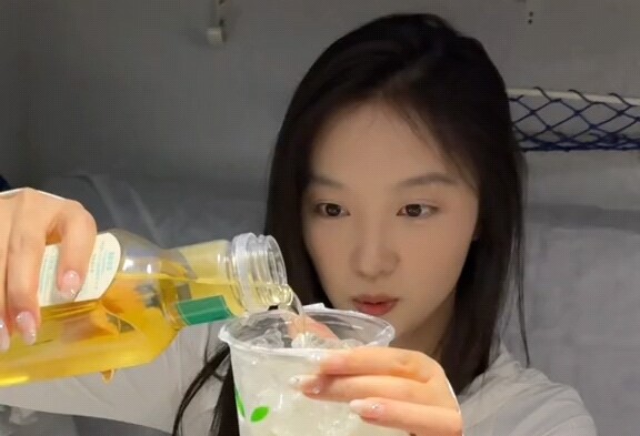 Hãy lên chuyến tàu vỏ xanh và tận hưởng hành trình chậm rãi nào~