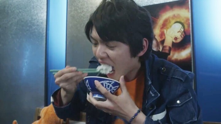 อุลตร้าแมนจี๊ด เวอร์ชั่นลำไส้ยักษ์-เชื่อมต่อกระเพาะอาหาร!