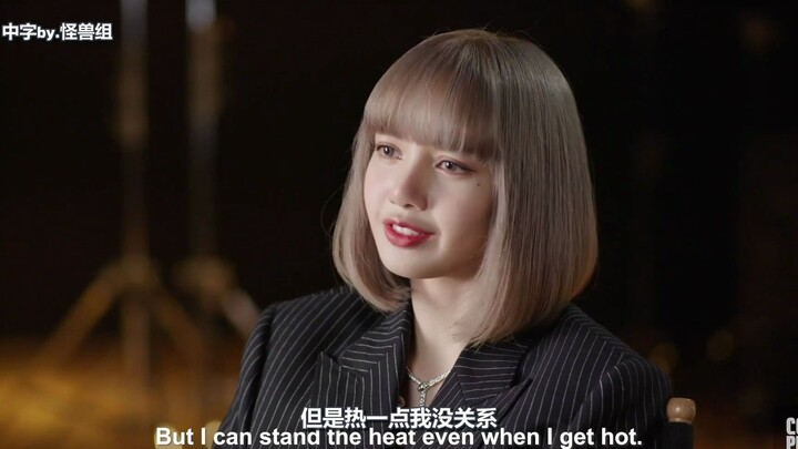 Buổi phỏng vấn Lisa của chúng tôi: Anh, Hàn, Thái cùng xuất hiện!