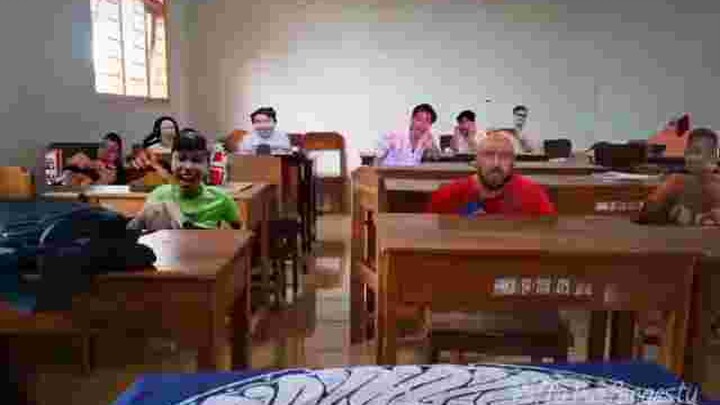 Ketika Jam Kos di Sekolah