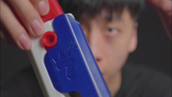 Handsome Guy “Unboxing of Quirky Products”