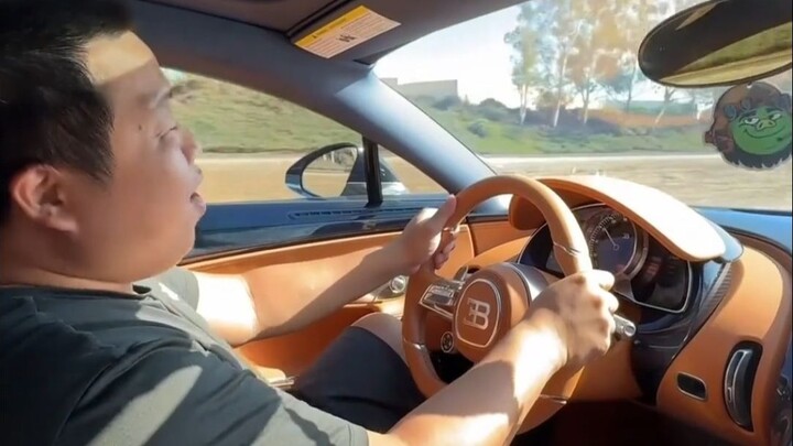 ทริปบลูวอร์ริเออร์นอกโลก: ออกเดินทางไปเที่ยวเม็กซิโก แวะขับรถสปอร์ตบูกัตติก่อนไป!