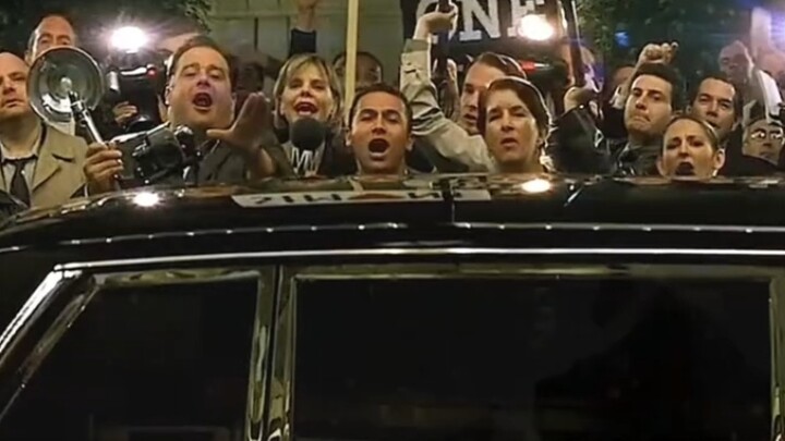 What’s it like when a star’s popularity hits the absolute peak? Just a single silhouette by the wind