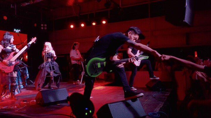 Kind-hearted citizen Mr. C and the Niglight Band cover “Symbol I: △”