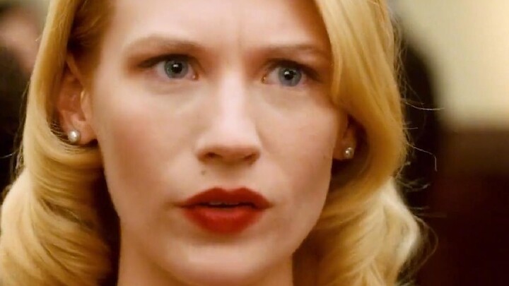 The man just stepped out to use the restroom, but when he came back, his wife didn’t even recognize 