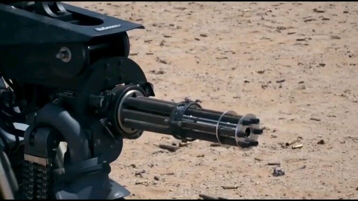 Chấp chú chạy trước 1 đoạn đấy