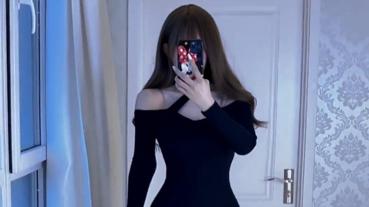 Korean comics outfit: Fat girls wearing hip skirts is really YYDs, right?