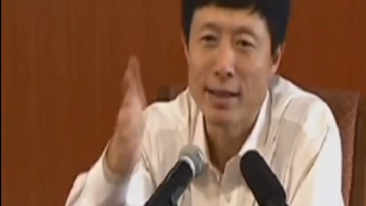 “Ông Ái nói thật sự quá thấu đáo!”