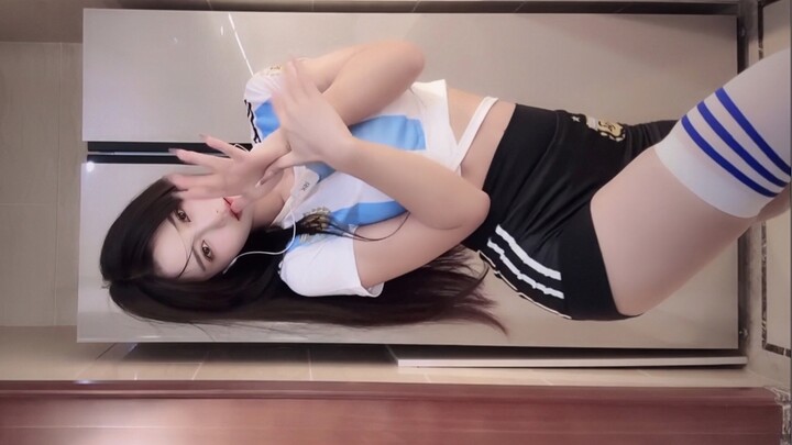 【หวานแมว77】การเต้นขลุ่ย (เชียร์ลีดเดอร์ฟุตบอล)