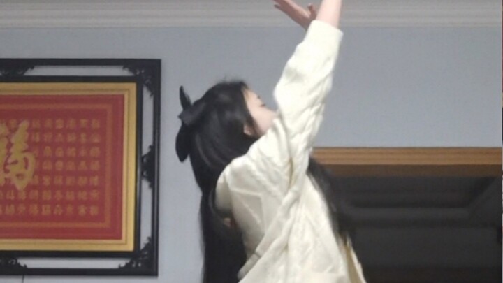 【囧囧】Touching the sky, I really touched the ceiling
