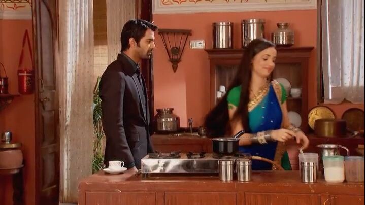 Iss Pyaar Ko Kya Naam Doon-203