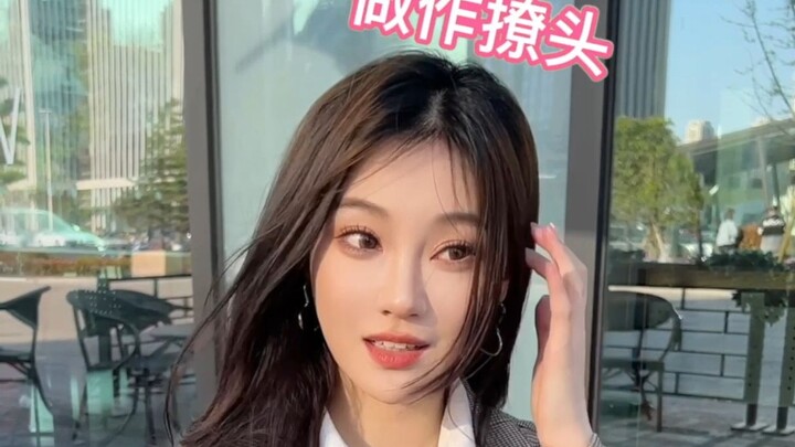 Awkward Moments When You're Just Starting a Relationship