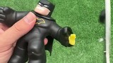 Arahkan pasukan Anda secara berurutan, mainan dekompresi Batman