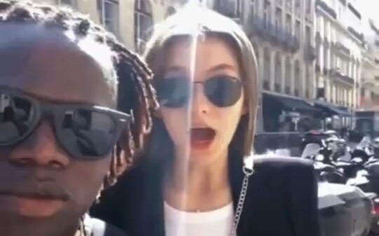 ضحكت لدرجة أن قلبي تأثر!