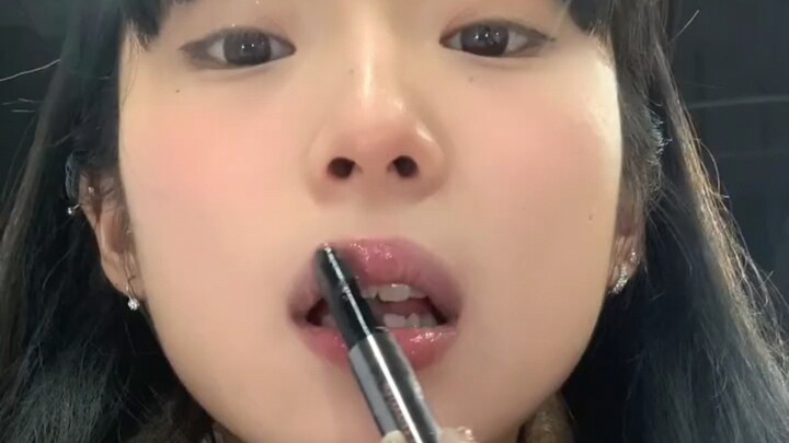 Aku nggak pernah bisa ngerasain vibes imut ala cewek muda—sampai aku nemuin ini...