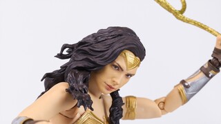 [Phòng keo] Món đồ chơi bất ngờ nhất năm 2020? Bandai SHF Wonder Woman 2.0 Wonder Woman 1984