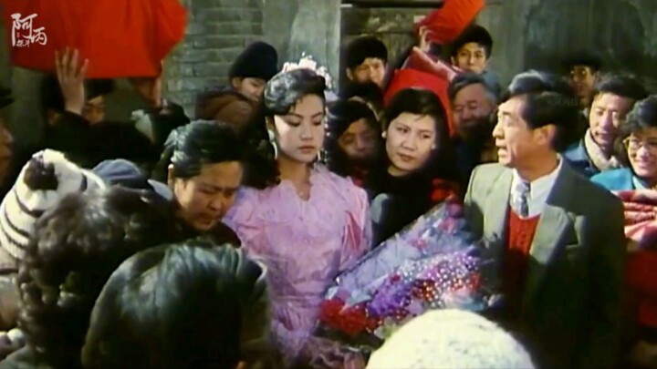 Demanding a higher bride price before marriage—this 30-year-old movie was way ahead of its time!