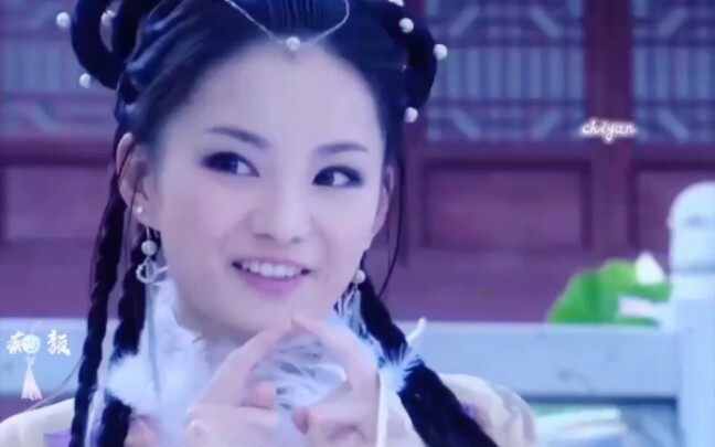 Ketika Bai Xue menangis, biksu suci memanggil Bai Xue dengan hampir berkata "Nak manis"?