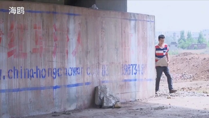 Hai tên cướp cướp tiệm vàng, mỗi người đều có mưu đồ riêng
