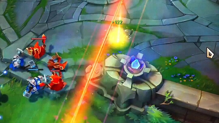 The hero Lux is just so much fun to play.