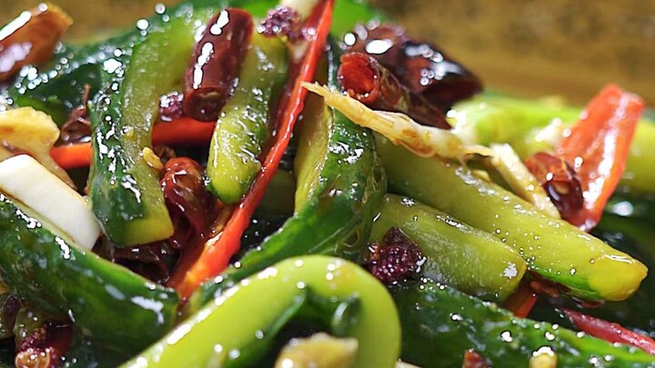 Pickled cucumbers taste even better this way: tangy, spicy, and super appetizing—crisp, tender, and 