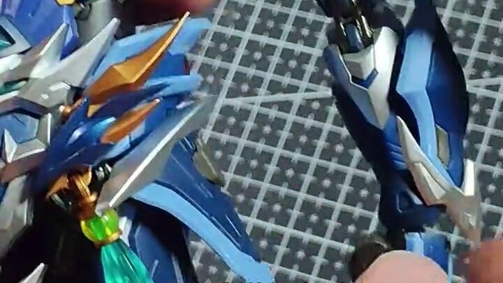 Apakah desain benda ini normal?!