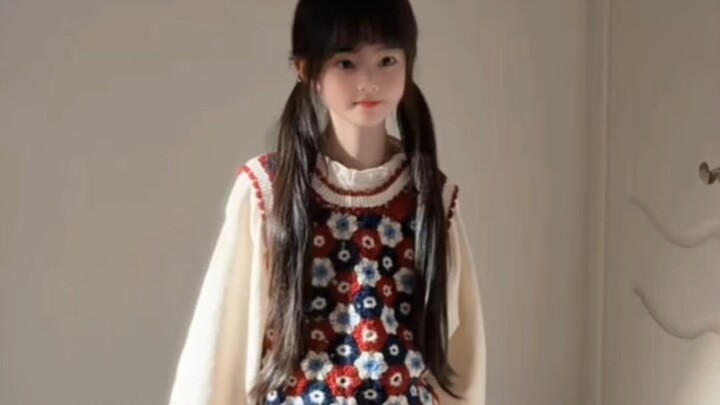 รวมคลิปเต็มของเก๋เก๋อู๋ ราชินีโลลิวัย 9 ขวบ