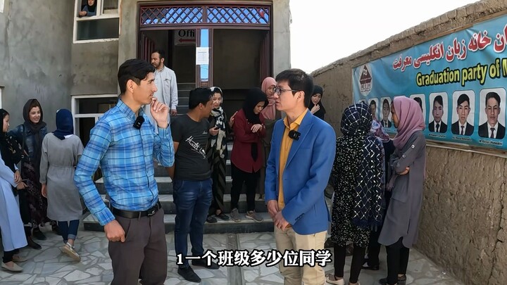 เรียนภาษาจีนมา 20 วัน นักเรียนยังเขียนพยัญชนะต้น สระ และส่วนท้ายได้ไม่ถูกต้อง ครูกลับมอบหมายงานที่นั