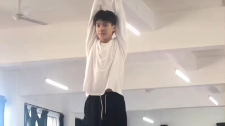 Rollin’ – Brave Girls Boys’ Cover Dance