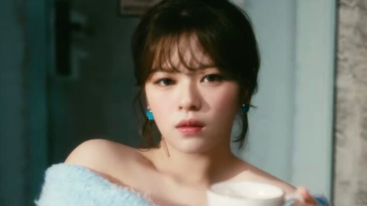 Yoo Jeongyeon! I unilaterally declare that she's the most inspiring idol of 2023!